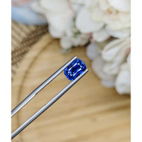 2.53 Ct. Blue Sapphire from Ceylon (Sri Lanka) Life Style