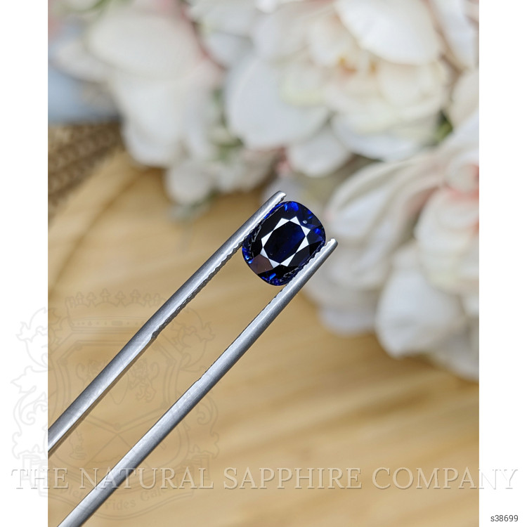 3.09 Ct. Blue Sapphire from Ceylon (Sri Lanka)