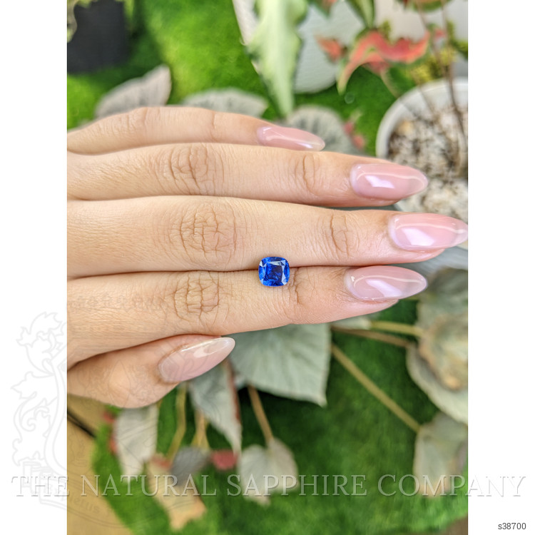 1.59 Ct. Blue Sapphire from Ceylon (Sri Lanka)