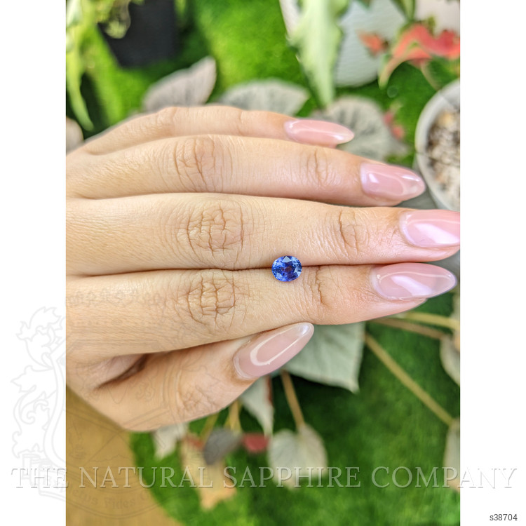 1.04 Ct. Violet Sapphire from Ceylon (Sri Lanka)