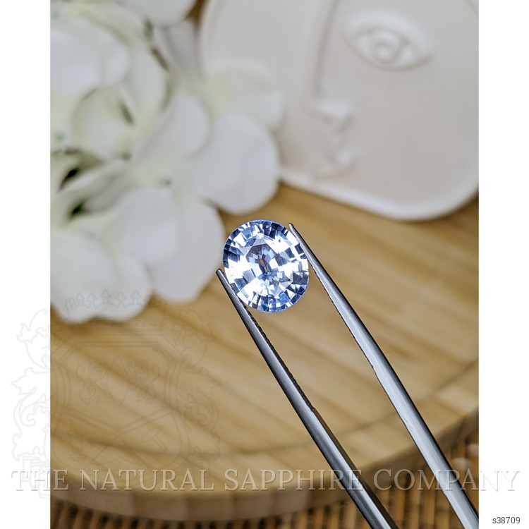 4.35 Ct. Blue Sapphire from Ceylon (Sri Lanka)