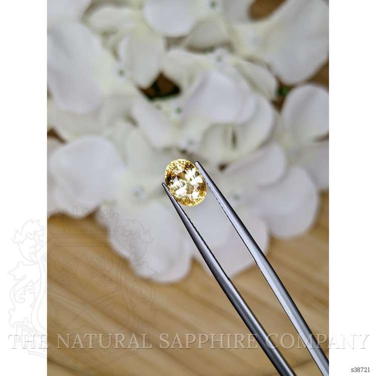 2.47 Ct. Orangish Yellow Sapphire from Ceylon (Sri Lanka)