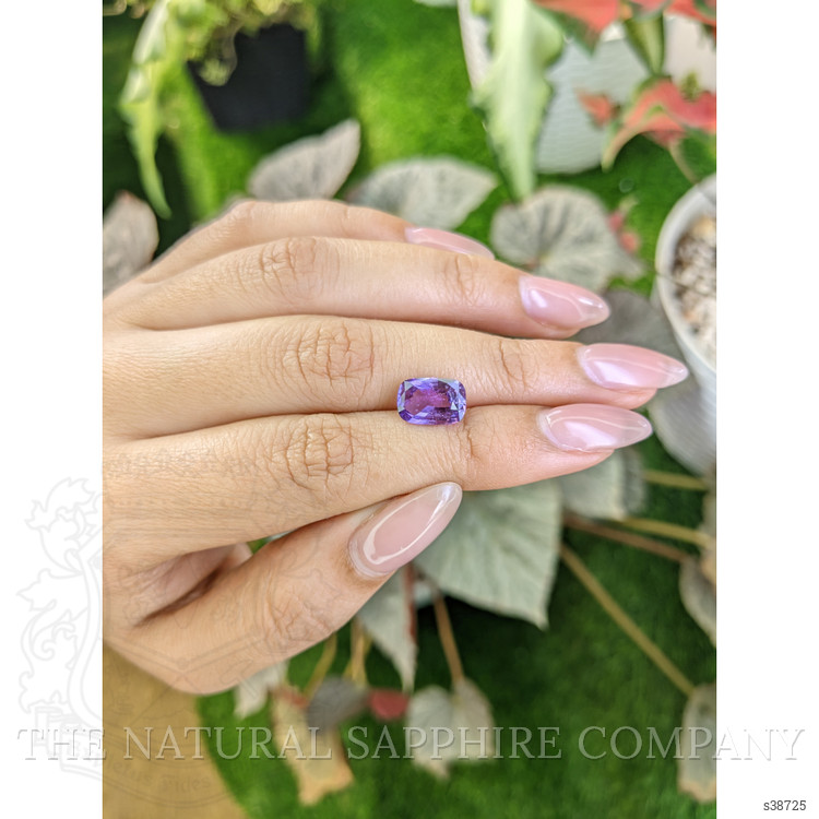 2.98 Ct. Purple Sapphire from Ceylon (Sri Lanka)