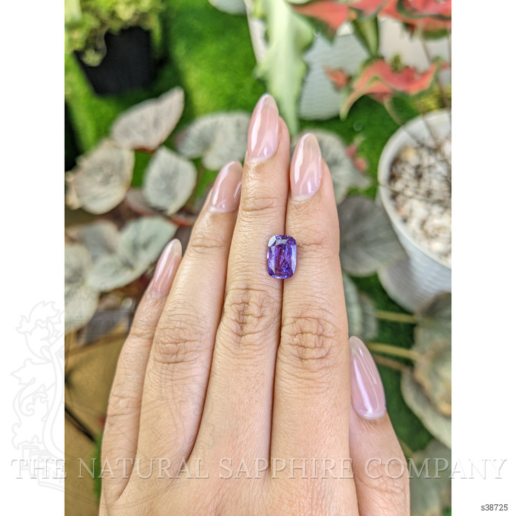 2.98 Ct. Purple Sapphire from Ceylon (Sri Lanka)