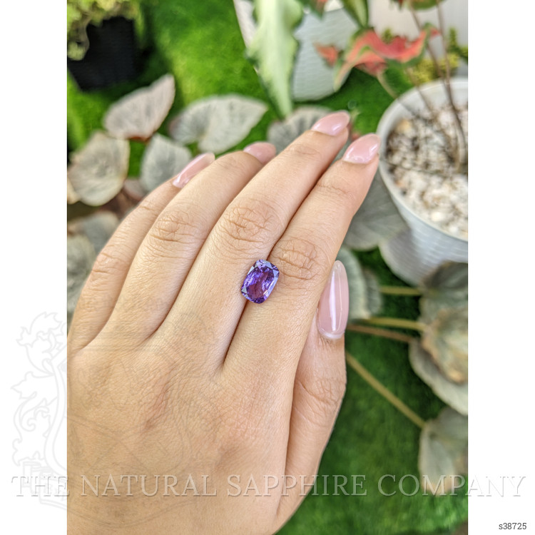 2.98 Ct. Purple Sapphire from Ceylon (Sri Lanka)
