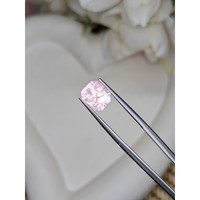 3.11 Ct. Pink Sapphire from Ceylon (Sri Lanka) Life Style