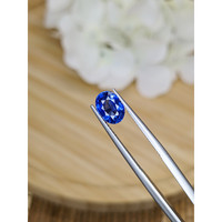 1.75 Ct. Blue Sapphire from Ceylon (Sri Lanka) Life Style