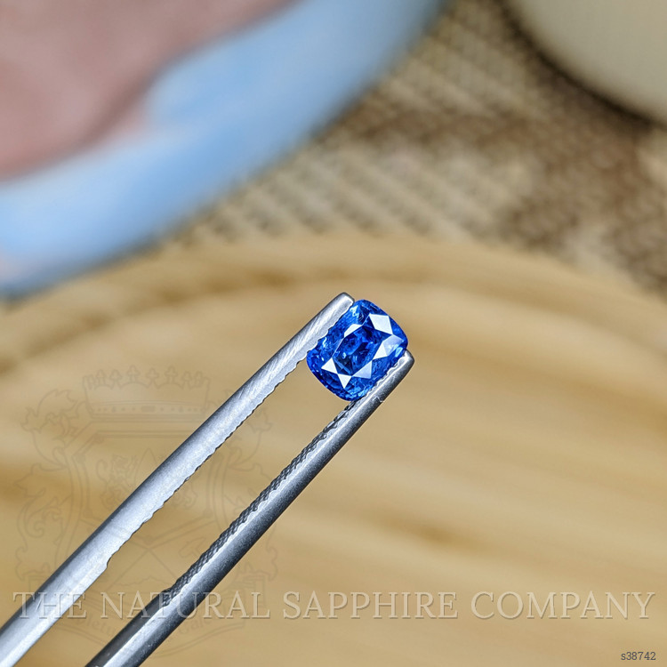 0.61 Ct. Blue Sapphire from Ceylon (Sri Lanka)