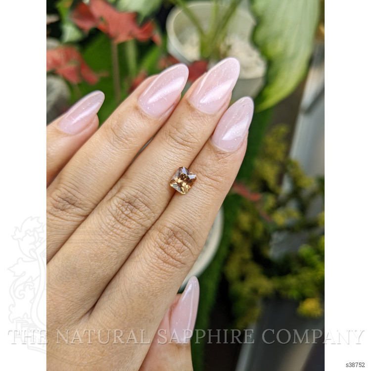 1.65 Ct. Yellowish Brown Sapphire from Ceylon (Sri Lanka)