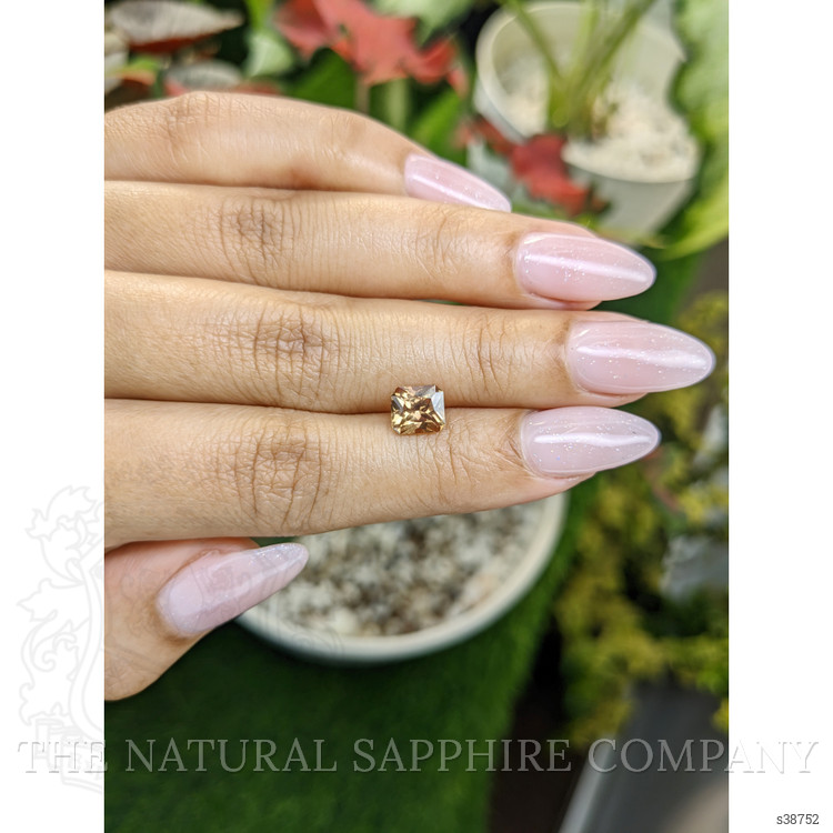 1.65 Ct. Yellowish Brown Sapphire from Ceylon (Sri Lanka)