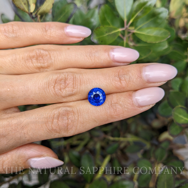 3.01 Ct. Blue Sapphire from Ceylon (Sri Lanka)