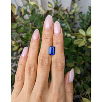 3.04 Ct. Blue Sapphire from Ceylon (Sri Lanka) Life Style