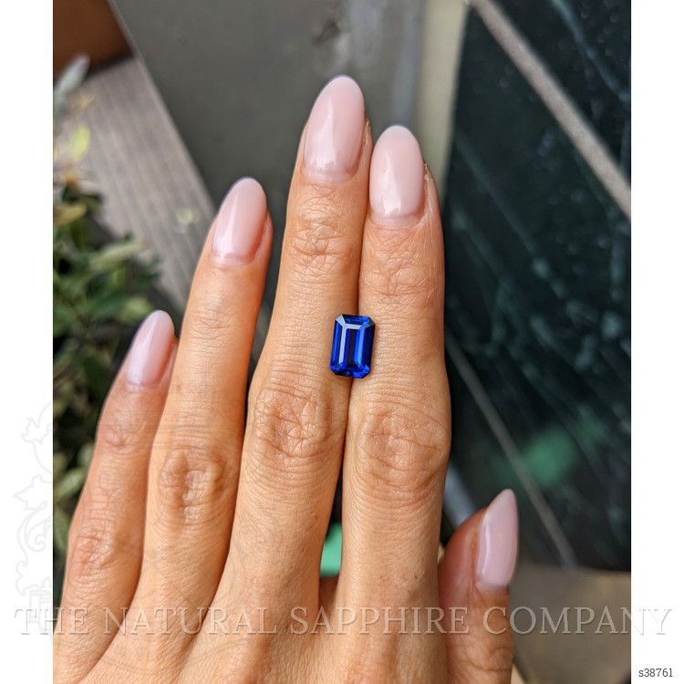 3.04 Ct. Blue Sapphire from Ceylon (Sri Lanka)