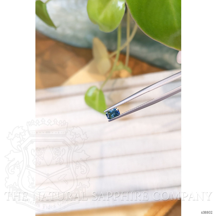0.50 Ct. Bi Color Sapphire from Montana