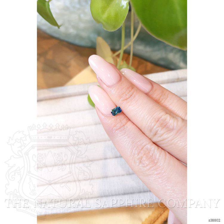 0.50 Ct. Bi Color Sapphire from Montana