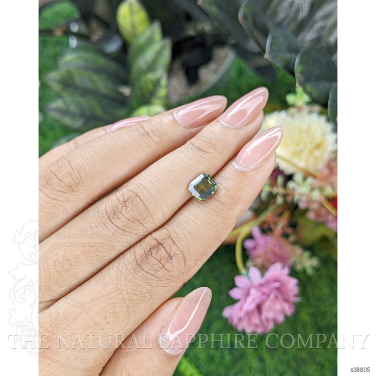2.03 Ct. Yellowish Green Sapphire from Ceylon (Sri Lanka)