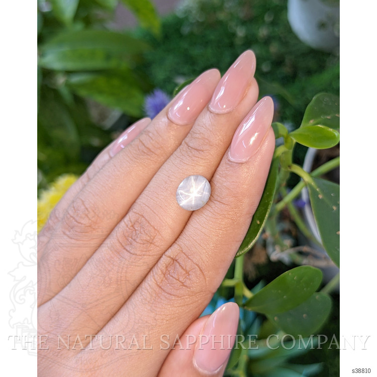 1.97 Ct. Grey Star Sapphire from Ceylon (Sri Lanka)