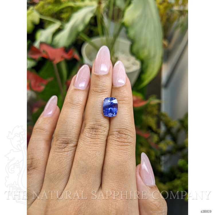 7.04 Ct. Purplish Blue Sapphire from Ceylon (Sri Lanka)