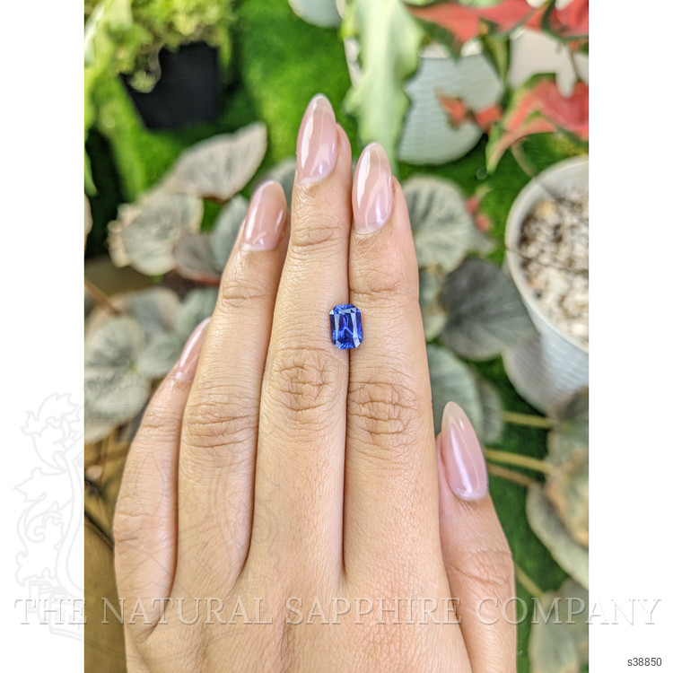 1.58 Ct. Bluish Purple Sapphire from Ceylon (Sri Lanka)