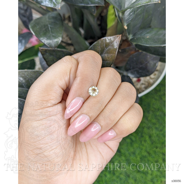 1.11 Ct. Yellow Sapphire from Ceylon (Sri Lanka)