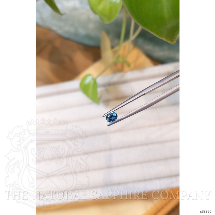 0.44 Ct. Greenish Blue Sapphire from Montana