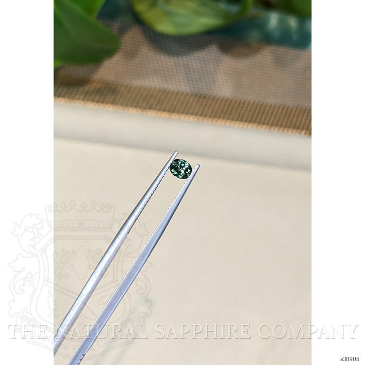 0.45 Ct. Bluish Green Sapphire from Montana