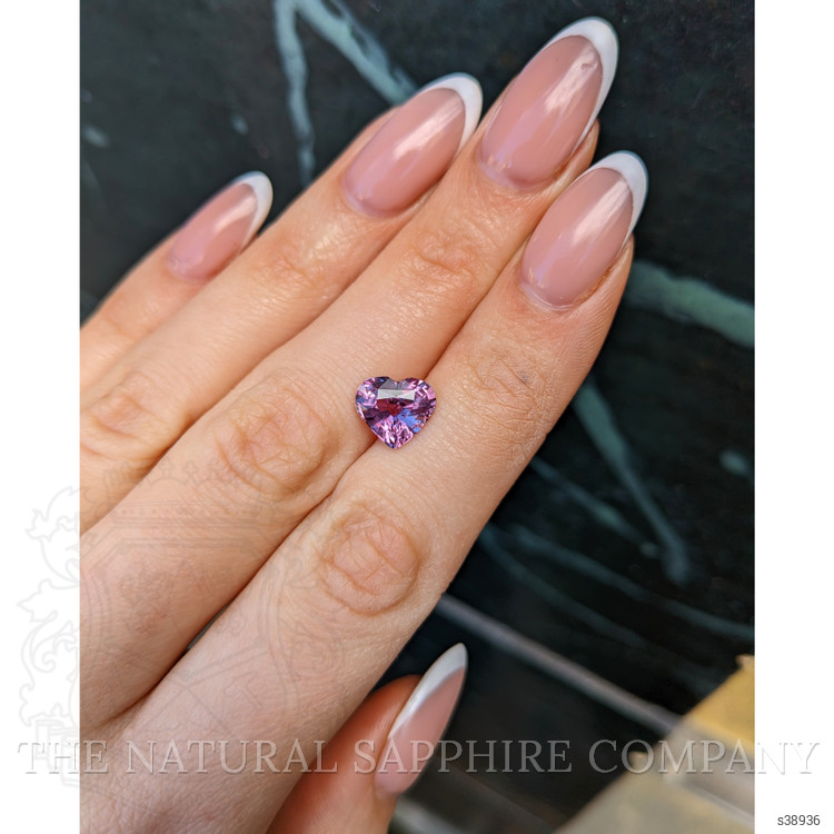 2.99 Ct. Pink Sapphire from Ceylon (Sri Lanka)