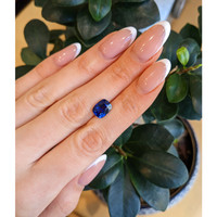 3.74 Ct. Blue Sapphire from Ceylon (Sri Lanka) Life Style