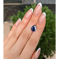 4.69 Ct. Blue Sapphire from Ceylon (Sri Lanka) Life Style