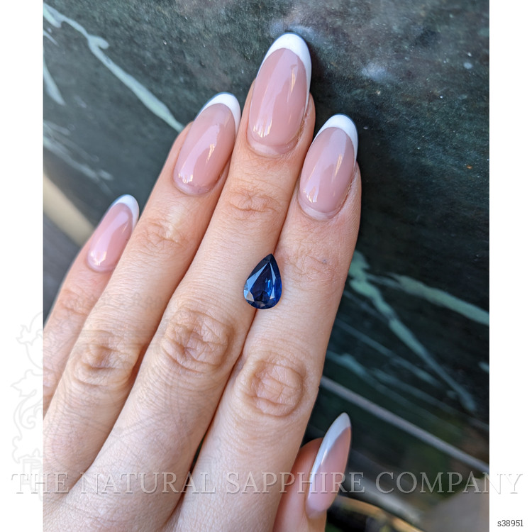 3.22 Ct. Blue Sapphire from Ceylon (Sri Lanka)