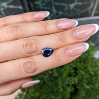 4.19 Ct. Blue Sapphire from Ceylon (Sri Lanka) Life Style