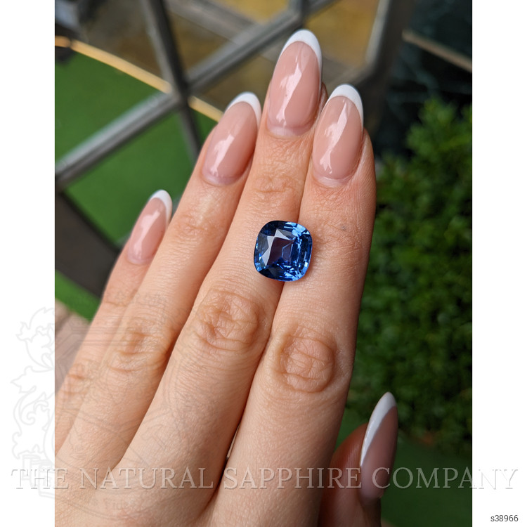 10.03 Ct. Blue Sapphire from Ceylon (Sri Lanka)