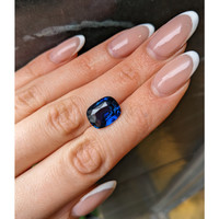 8.04 Ct. Blue Sapphire from Ceylon (Sri Lanka) Life Style