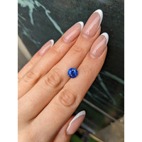 3.48 Ct. Blue Sapphire from Ceylon (Sri Lanka) Life Style