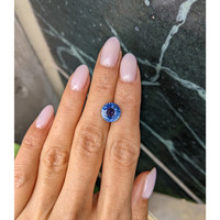 3.95 Ct. Blue Sapphire from Ceylon (Sri Lanka) Life Style