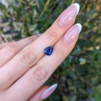 2.99 Ct. Blue Sapphire from Ceylon (Sri Lanka) Life Style