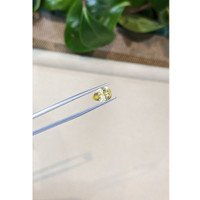 3.39 Ct. Yellow Sapphire from Ceylon (Sri Lanka) Life Style