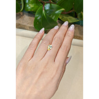 2.57 Ct. Yellow Sapphire from Ceylon (Sri Lanka) Life Style