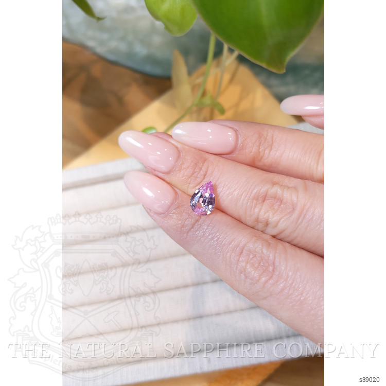 2.34 Ct. Pink Sapphire from Ceylon (Sri Lanka)