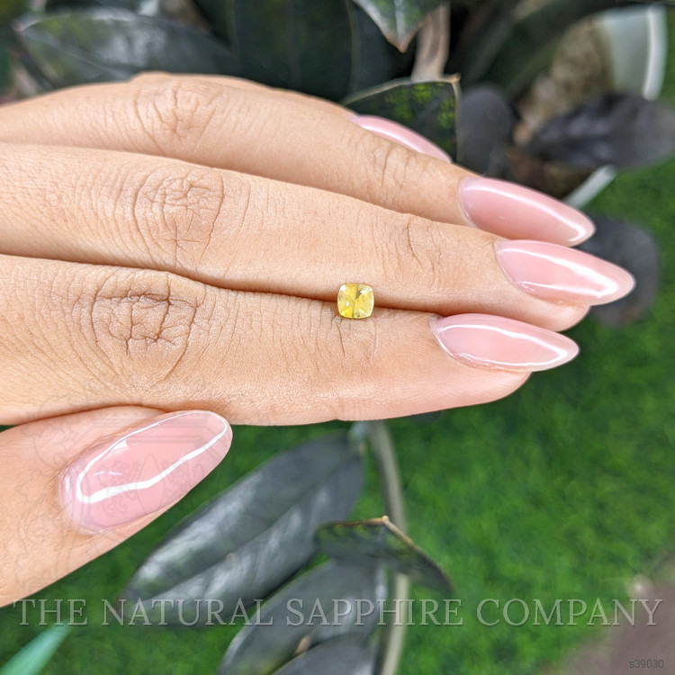0.31 Ct. Yellow Sapphire from Ceylon (Sri Lanka)