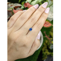 1.02 Ct. Blue Sapphire from Ceylon (Sri Lanka) Life Style