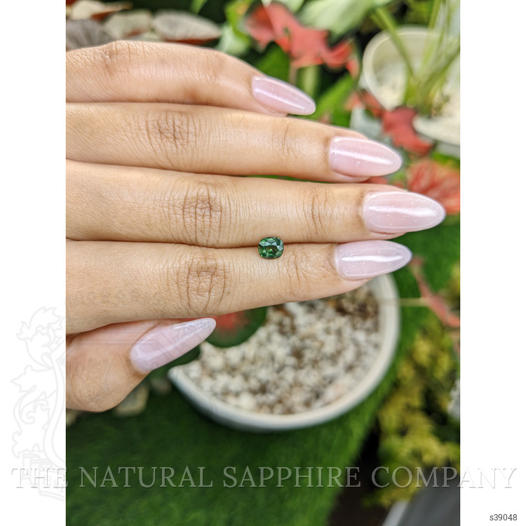0.91 Ct. Green Sapphire from Ceylon (Sri Lanka)