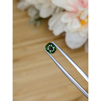 0.91 Ct. Green Sapphire from Ceylon (Sri Lanka) Life Style