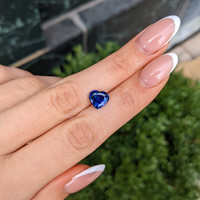 3.04 Ct. Blue Sapphire from Ceylon (Sri Lanka) Life Style