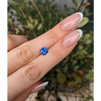 1.65 Ct. Blue Sapphire from Ceylon (Sri Lanka) Life Style