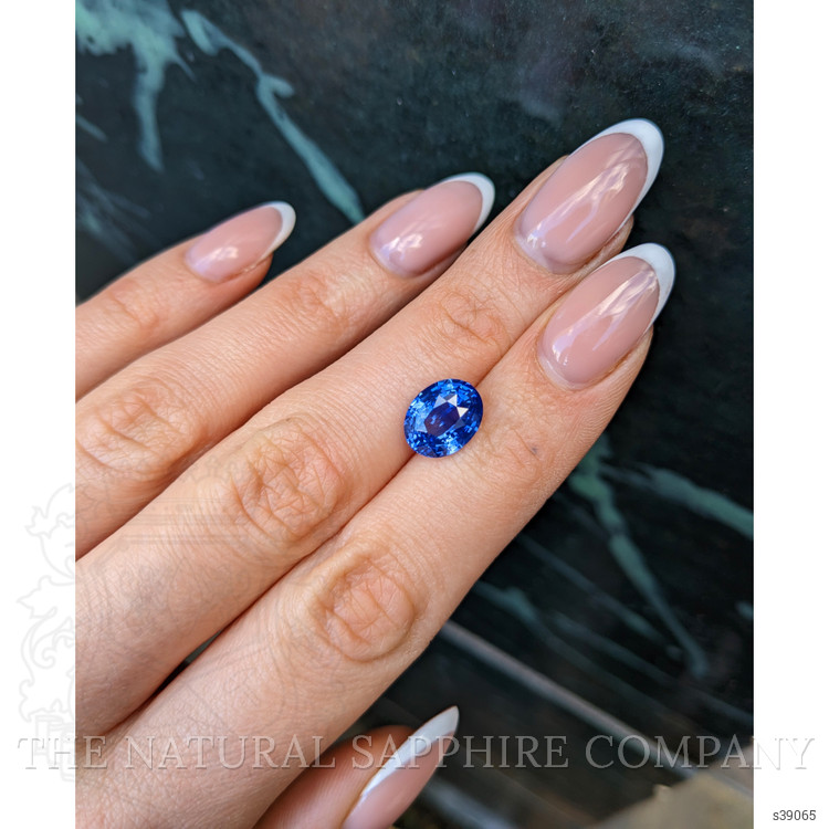4.61 Ct. Blue Sapphire from Ceylon (Sri Lanka)
