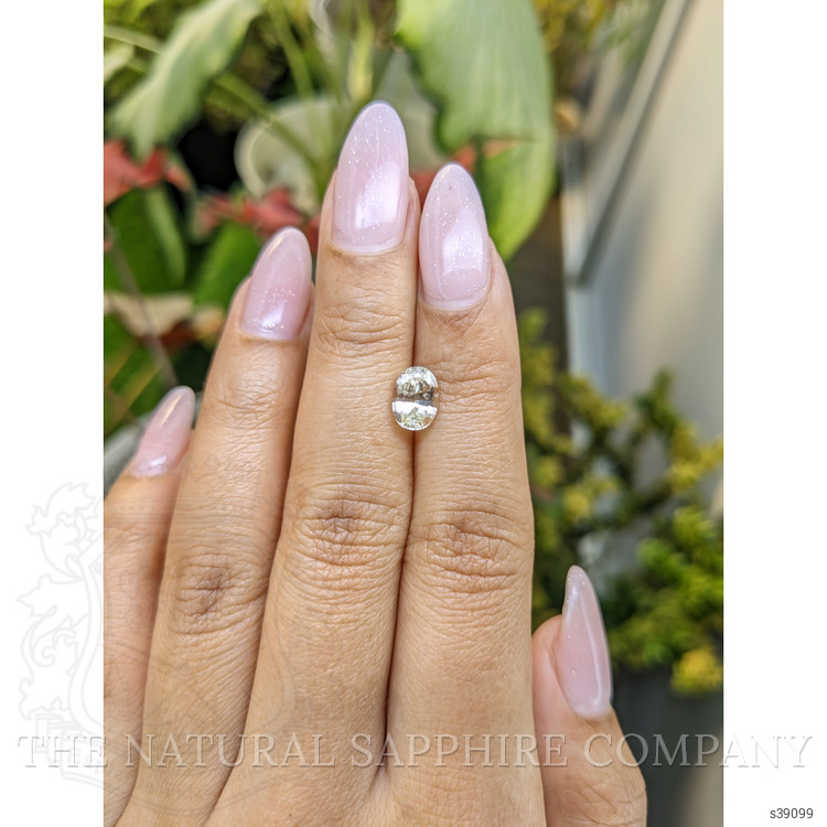 1.57 Ct. Yellow Sapphire from Ceylon (Sri Lanka)