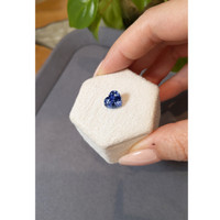 3.58 Ct. Blue Sapphire from Ceylon (Sri Lanka) Life Style