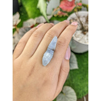 39.95 Ct. Blue Sapphire Crystal from Ceylon (Sri Lanka) Life Style