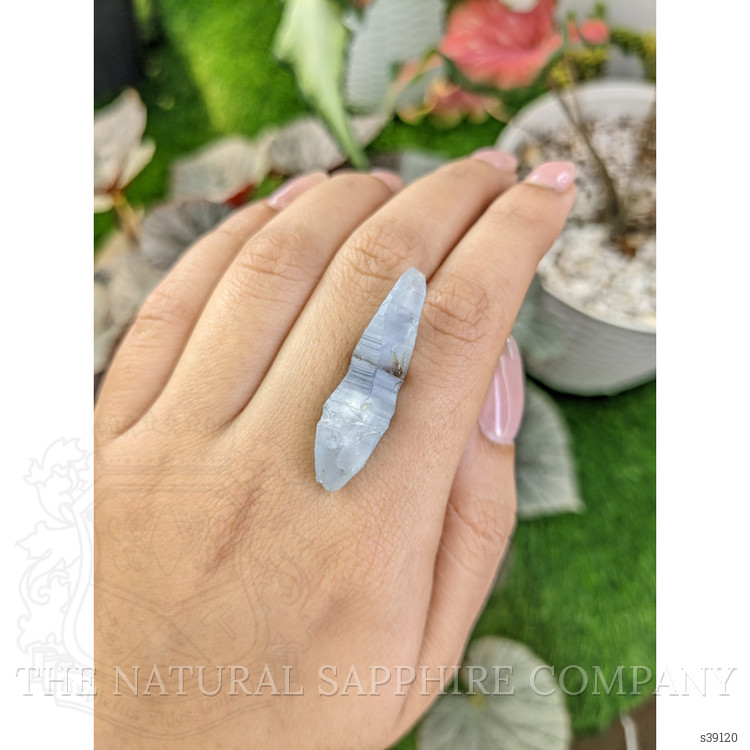 39.95 Ct. Blue Sapphire Crystal from Ceylon (Sri Lanka)